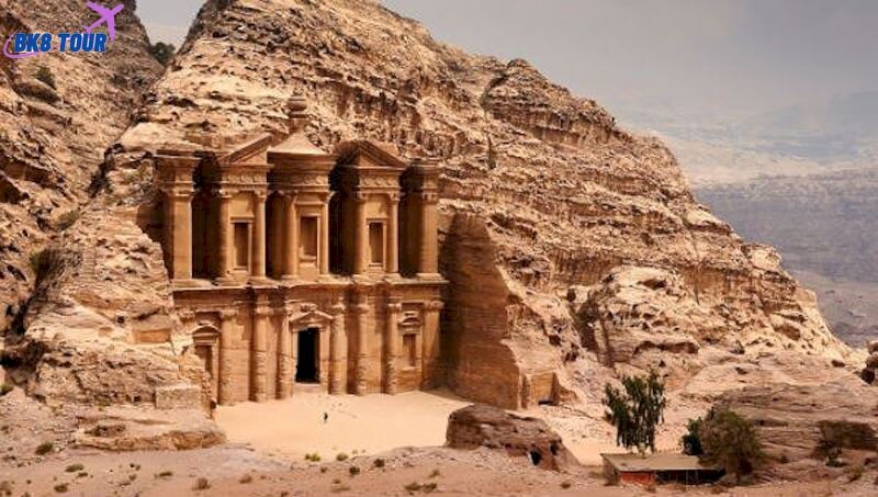 Vẻ đẹp của thành cổ Petra - Kỳ quan thế giới tại Jordan