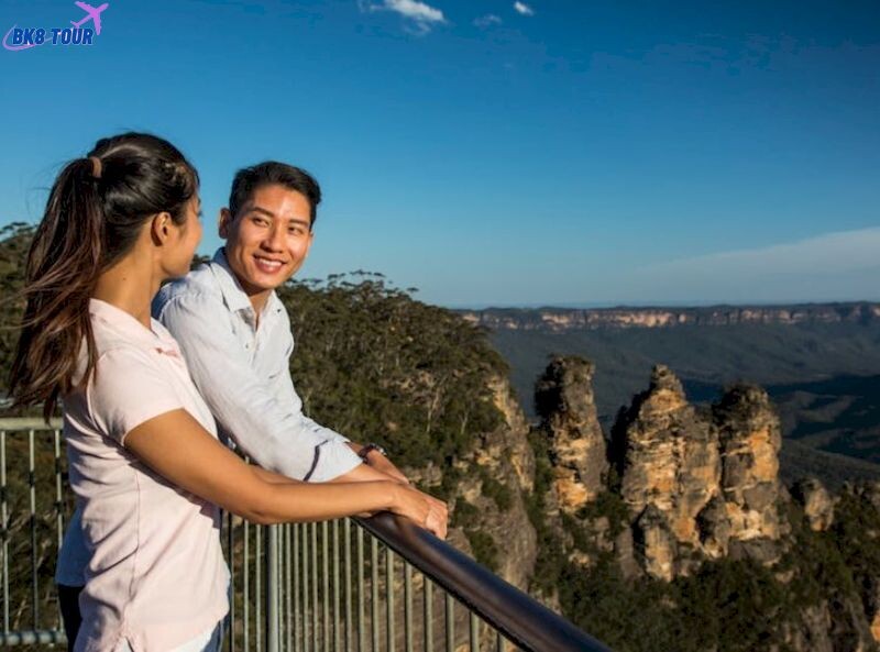 Điểm ngắm cảnh của Three Sisters Mountain tại Úc 