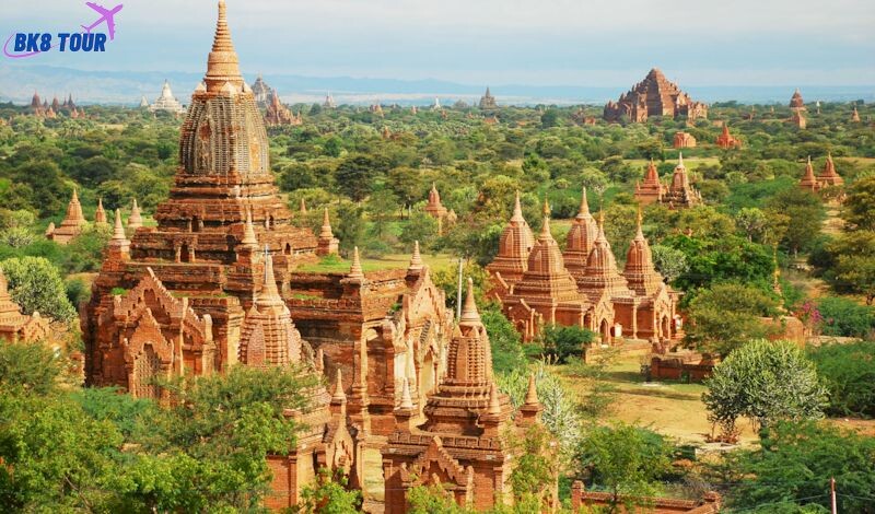 Cố đô Bagan, nằm ở trung tâm Myanmar, là một thành phố lịch sử nổi tiếng tại Myanmar