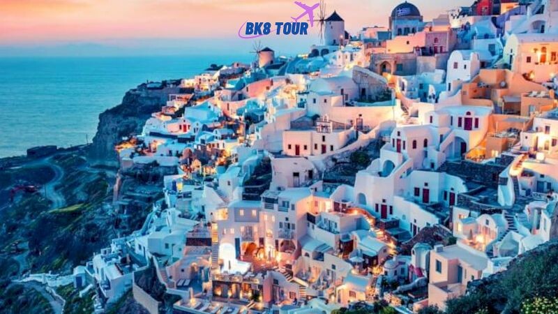 Santorini chính là điểm đến mơ ước của rất nhiều khách du lịch