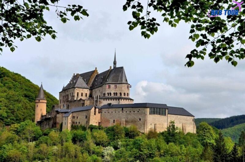 Tour Lâu đài Vianden - Nhà hát Luxembourg - Ngôi nhà Victor Hugo