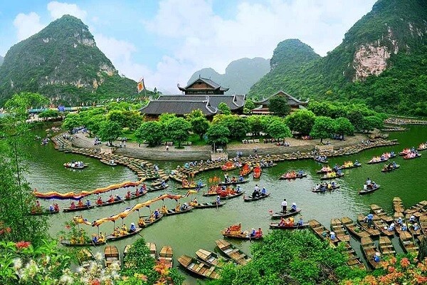 Tour Tràng An Cổ - Tuyệt Tình Cốc - Hang Sáng